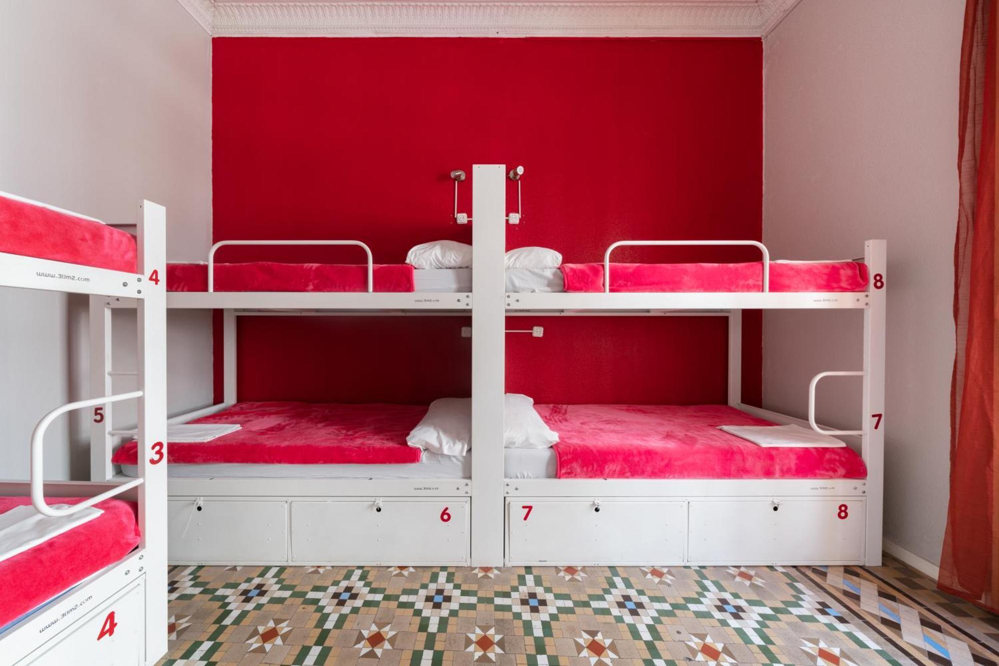 Bed in 8-Bed Mixed Dormitory Room with Private Bathroom,1006796923:JPEG